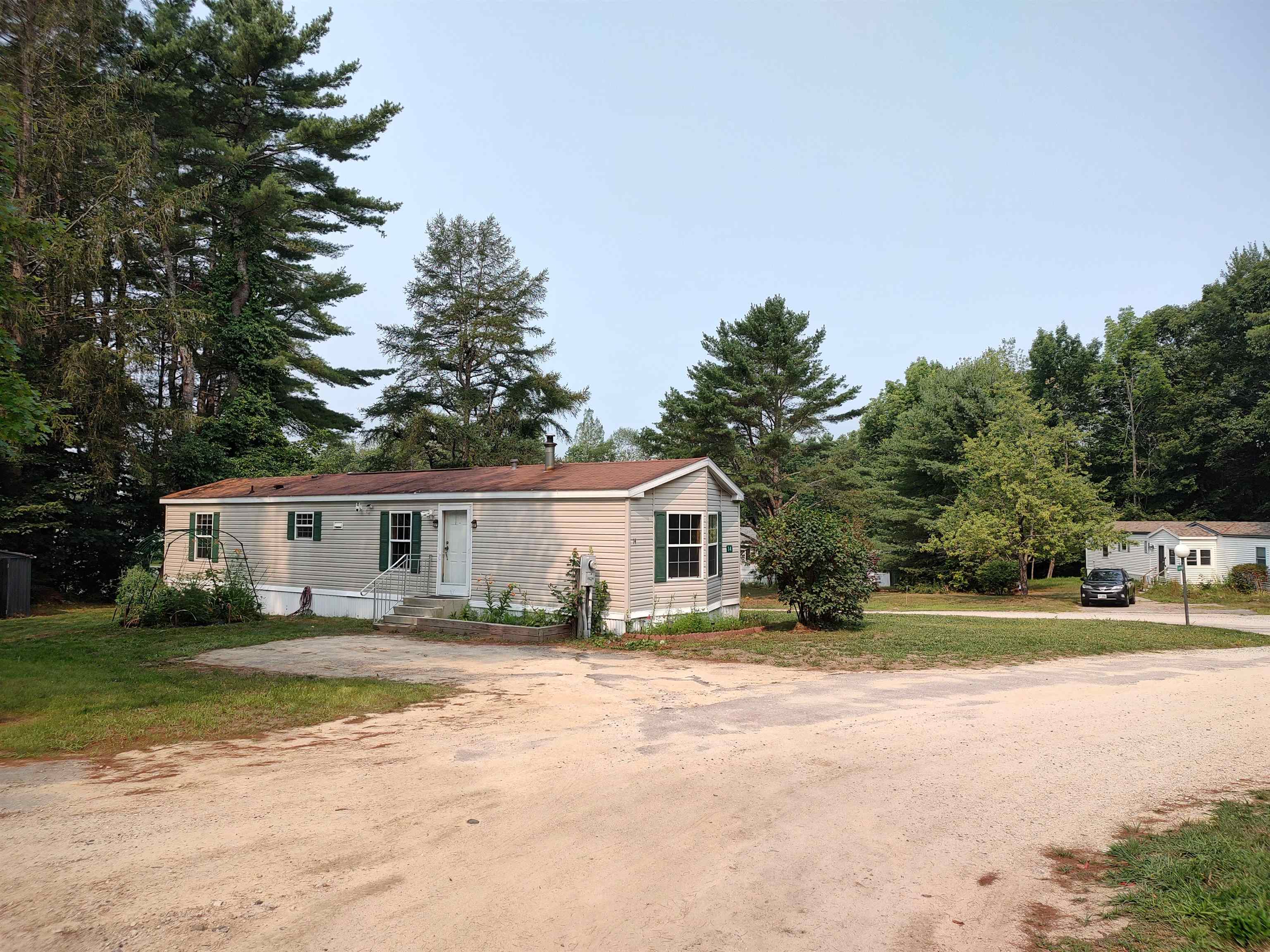 14 Pine Tree Drive Tuftonboro, NH 03816 - Photo 2 of 60