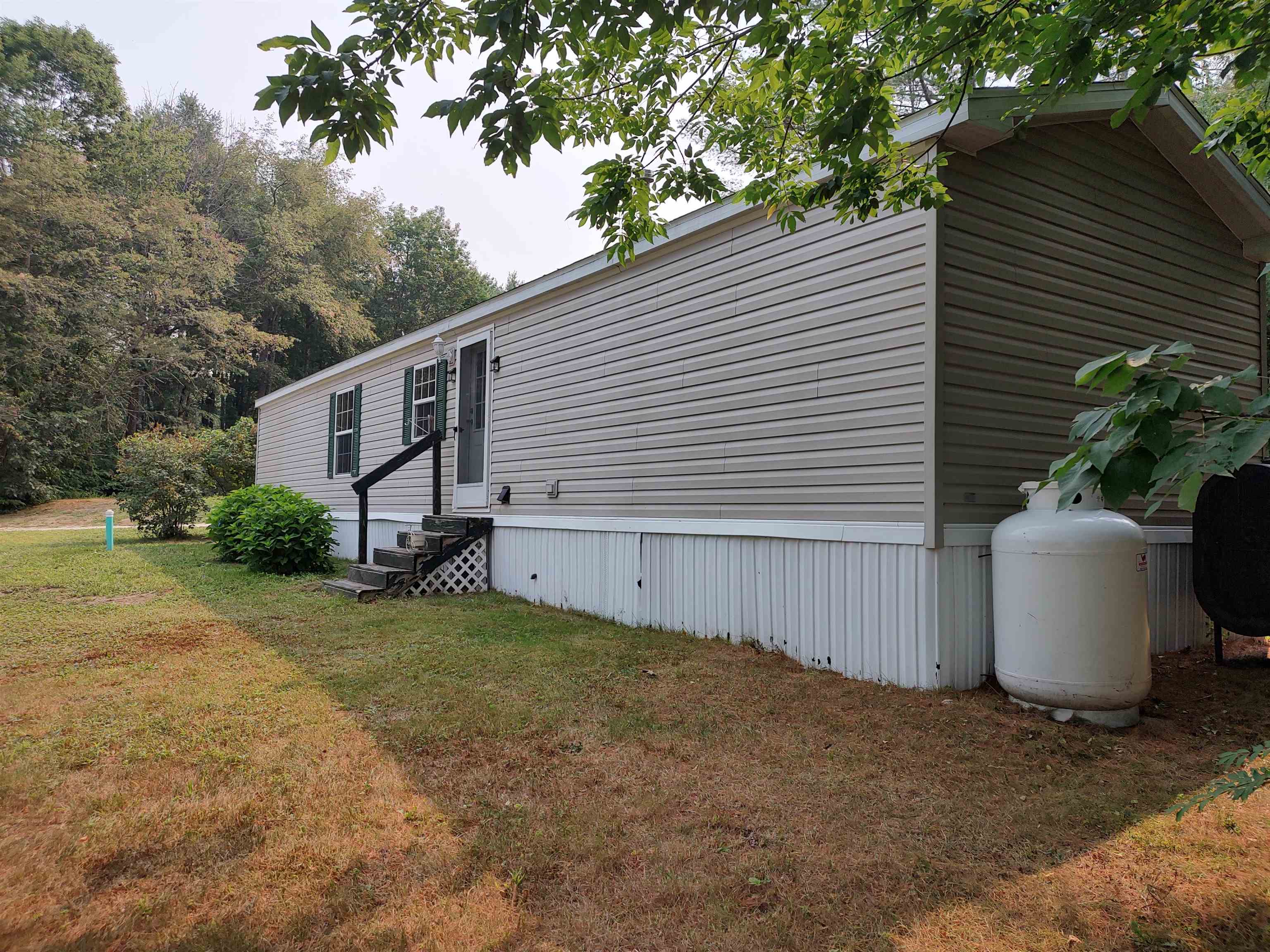 14 Pine Tree Drive Tuftonboro, NH 03816 - Photo 39 of 60