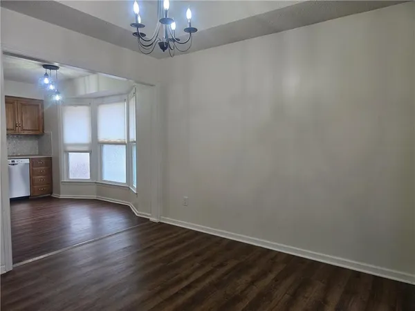 $275,000 | 1211 Southeast Briarcroft Street, Lee's Summit, MO 64063