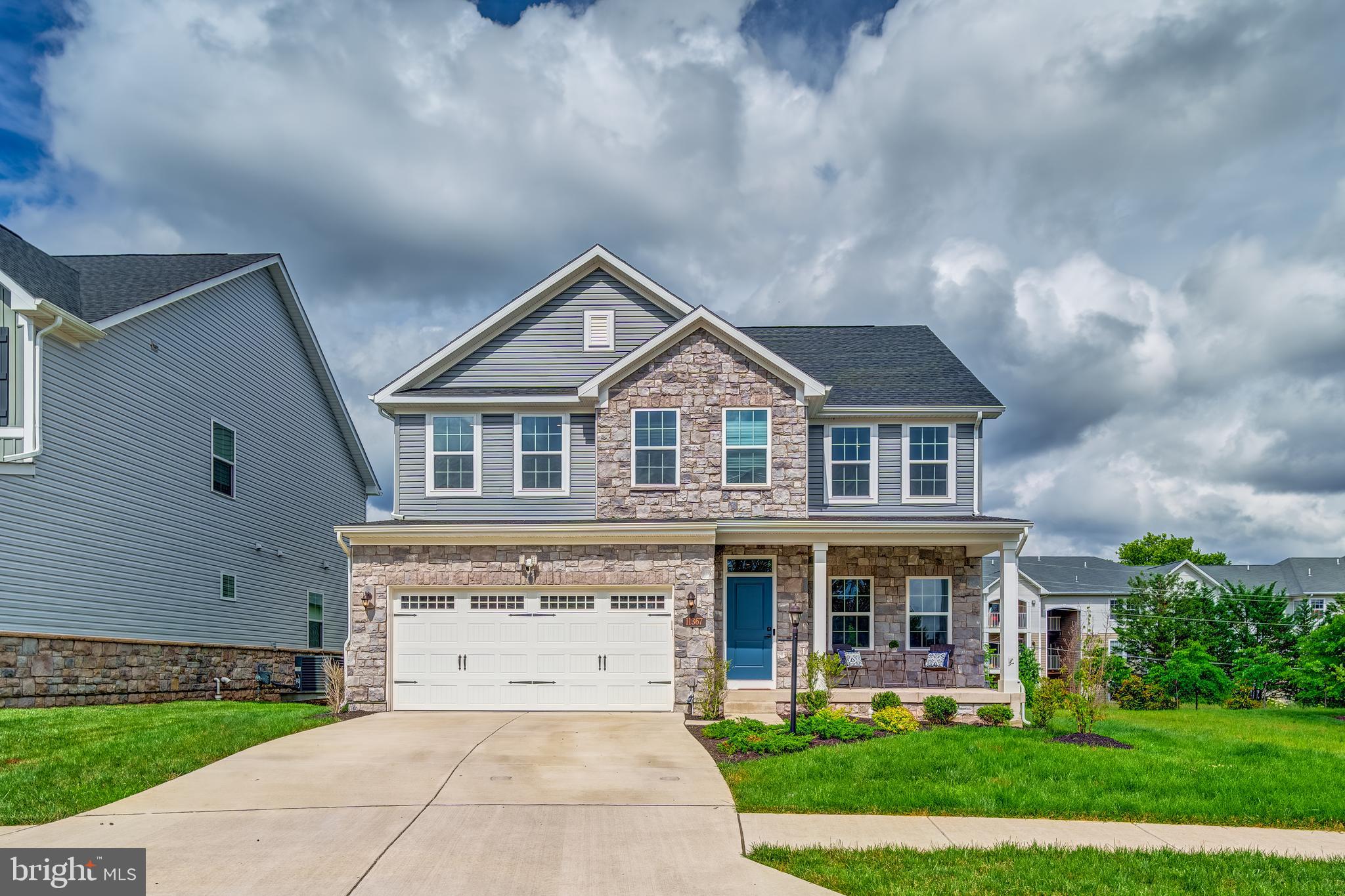 11367 Wheeler Ridge Drive Manassas, VA 20109 - Photo 6 of 48 Nice curb appeal