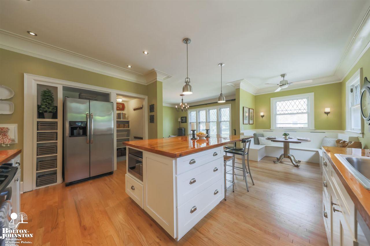 898 Westchester Road Grosse Pointe Park, MI 48230 - Photo 22 of 57