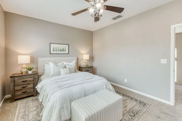 $405,000 | 3037 Roche Lane, Clovis, CA 93619