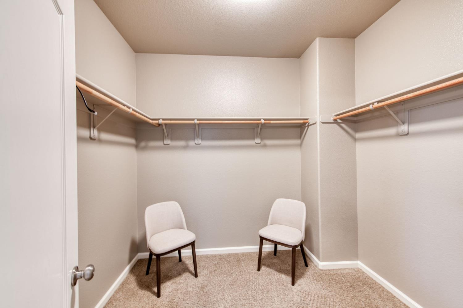 3037 Roche Lane Clovis, CA 93619 - Photo 19 of 24