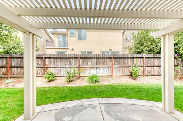 $405,000 | 3037 Roche Lane, Clovis, CA 93619