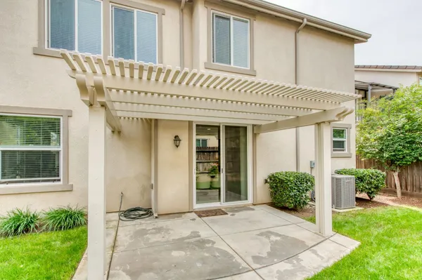 $405,000 | 3037 Roche Lane, Clovis, CA 93619