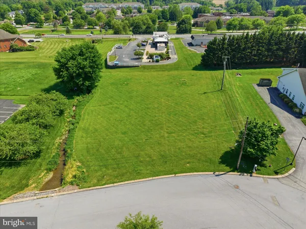 $319,900 | 3908 Abel Drive, Columbia, PA 17512