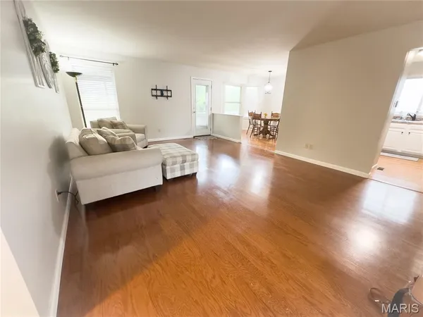 $349,900 | 17130 Elm Trail Drive, Eureka, MO 63025