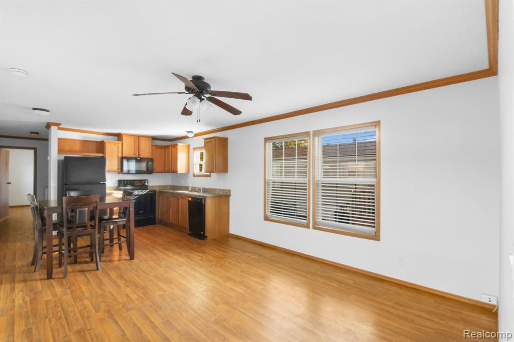 23836 Maple Lane Romulus, MI 48174 - Photo 5 of 15 Gallery Image 5