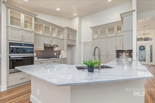 $975,000 | 2162 North Sevenoaks Way, Eagle, ID 83616