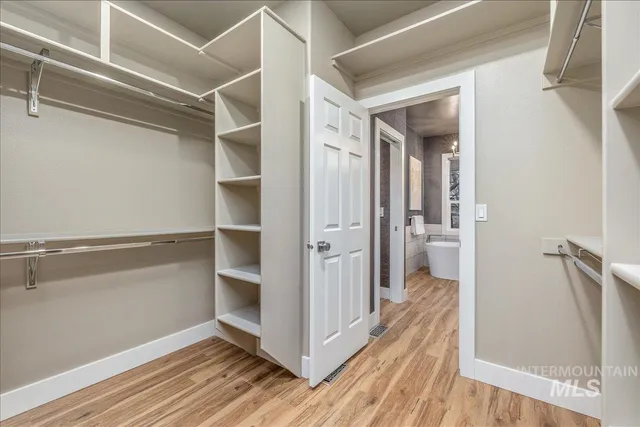 $975,000 | 2162 North Sevenoaks Way, Eagle, ID 83616