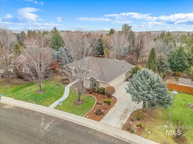 $975,000 | 2162 North Sevenoaks Way, Eagle, ID 83616