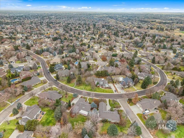 $975,000 | 2162 North Sevenoaks Way, Eagle, ID 83616