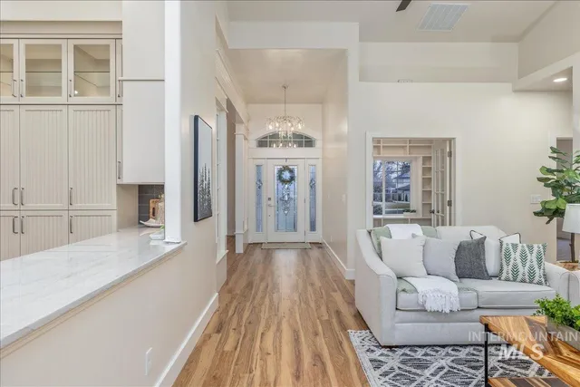 $975,000 | 2162 North Sevenoaks Way, Eagle, ID 83616