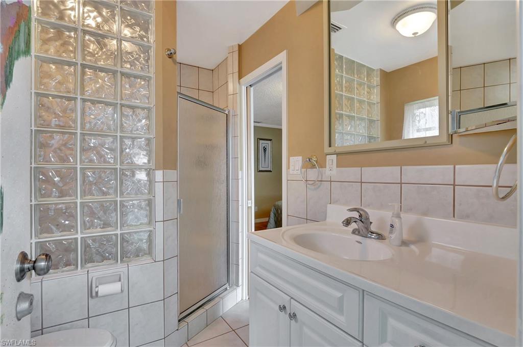 5405 Warren Street Naples, FL 34113 - Photo 15 of 37 Gallery Image 15