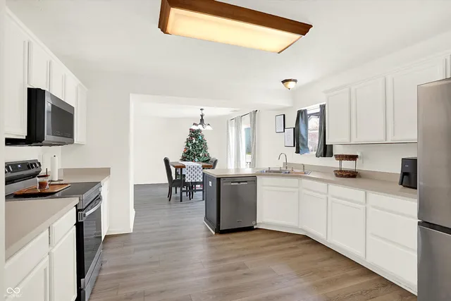 $349,900 | 13305 Huff Boulevard, Fishers, IN 46038