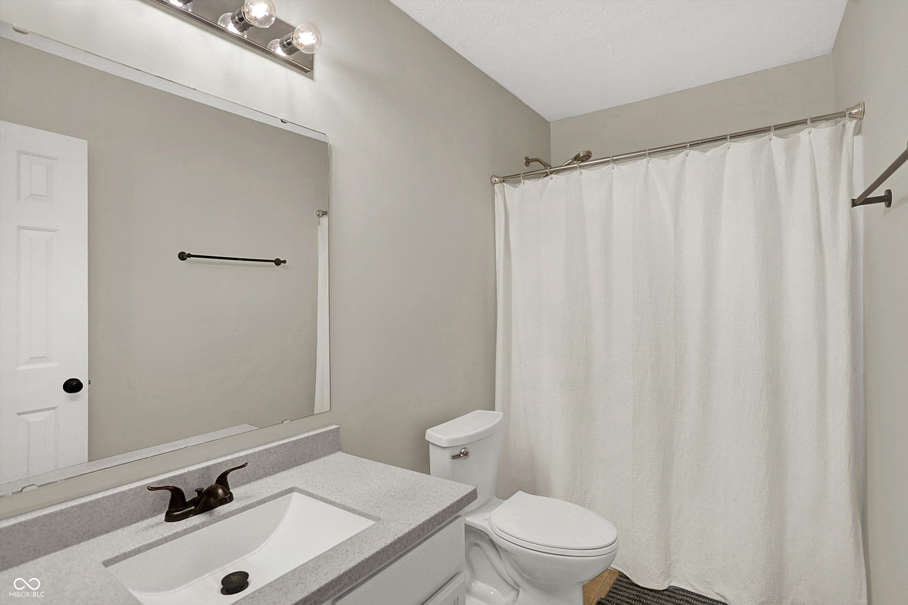 13305 Huff Boulevard Fishers, IN 46038 - Photo 19 of 39