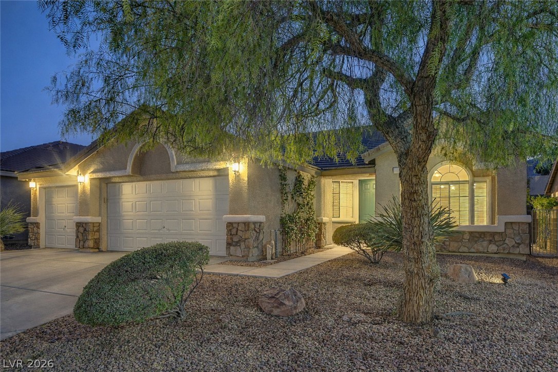 3713 Spring Shadow Road Las Vegas, NV 89129 - Photo 3 of 71 Gallery Image 3