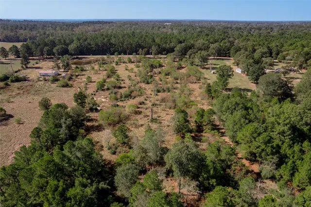 $140,920 | 1525 Odessa Drive, Trinity, TX 75862