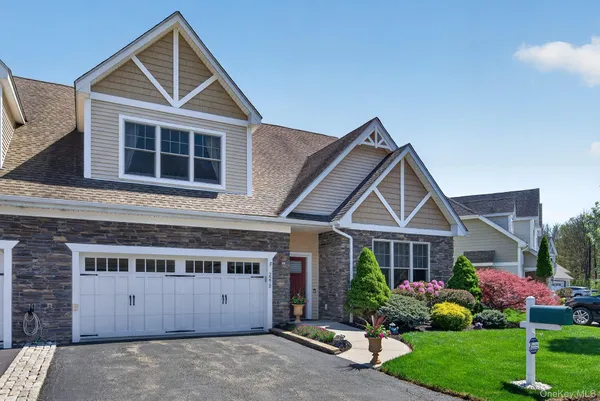 $944,500 | 2272 Dalton Drive, Cortlandt Manor, NY 10567