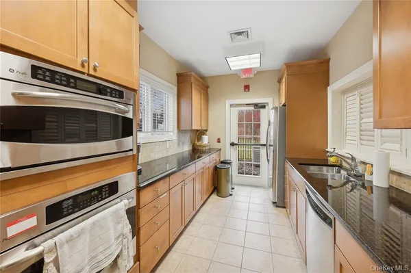 $944,500 | 2272 Dalton Drive, Cortlandt Manor, NY 10567