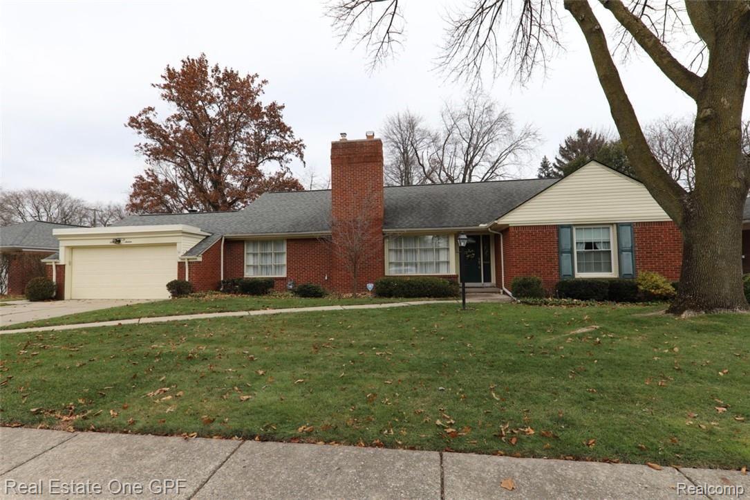 416 Lexington Road Grosse Pointe, MI 48236 - Photo 1 of 19 1 IMG_0434.JPG