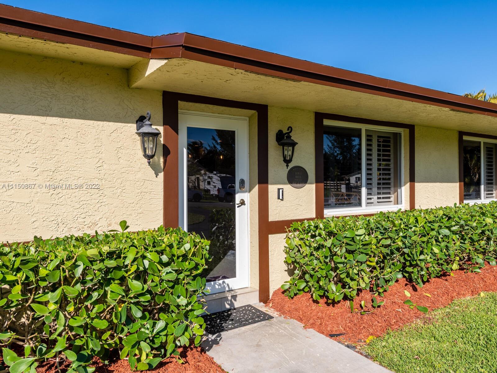 6391 Southwest 188th Avenue Southwest Ranches, FL 33332 - Photo 4 of 99 Gallery Image 4