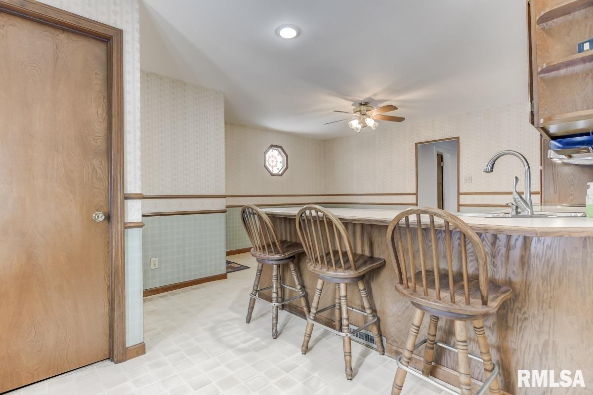 136 North State Street Springfield, IL 62702 - Photo 12 of 36
