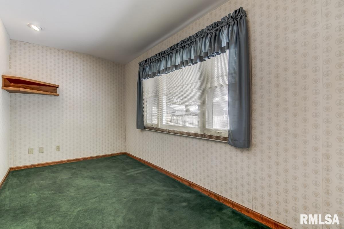 136 North State Street Springfield, IL 62702 - Photo 16 of 36