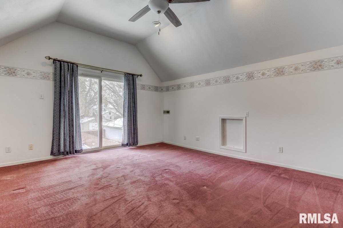 136 North State Street Springfield, IL 62702 - Photo 32 of 36