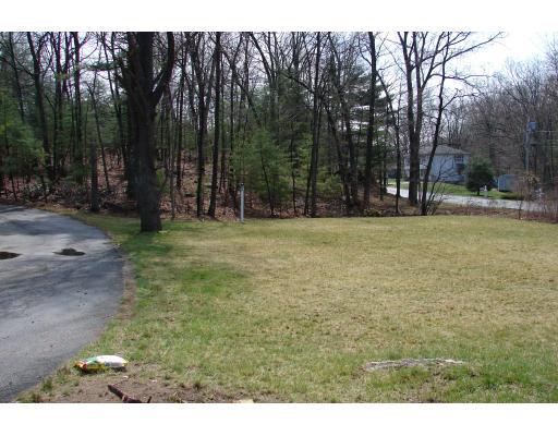 122 Adams Road Tewksbury, MA 01876 - Photo 13 of 14 Gallery Image 13