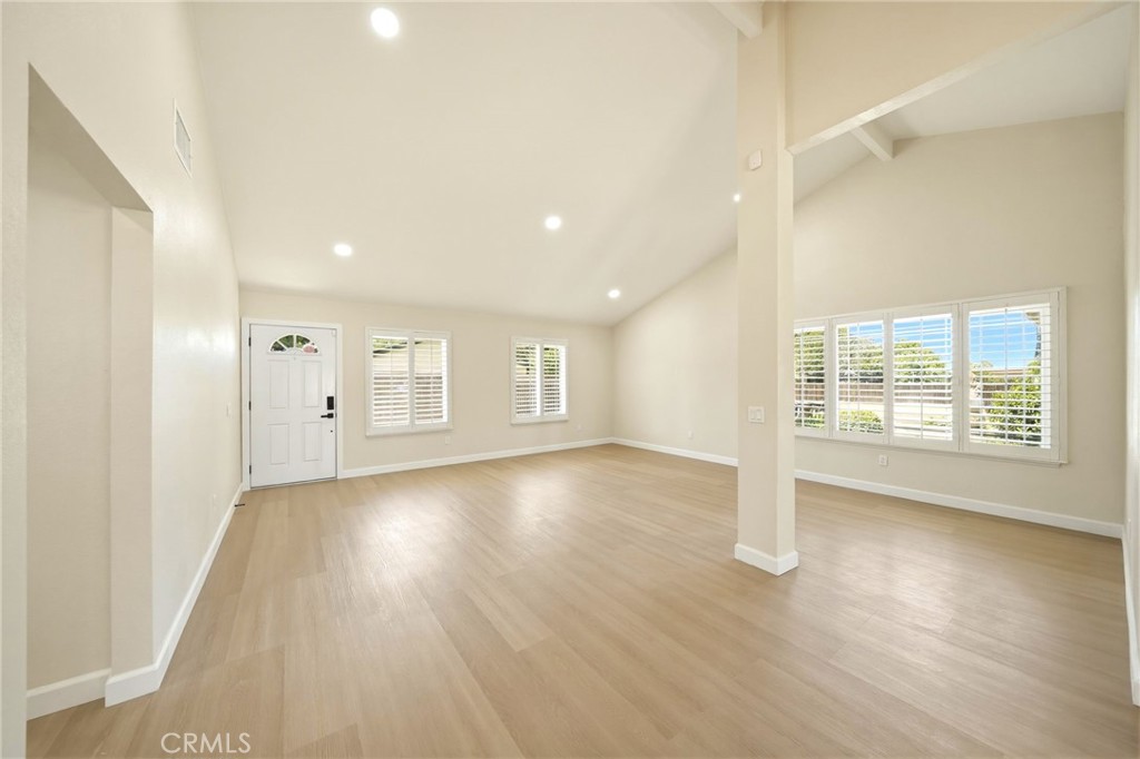 3073 Joshua Tree Road Riverside, CA 92503 - Photo 7 of 56