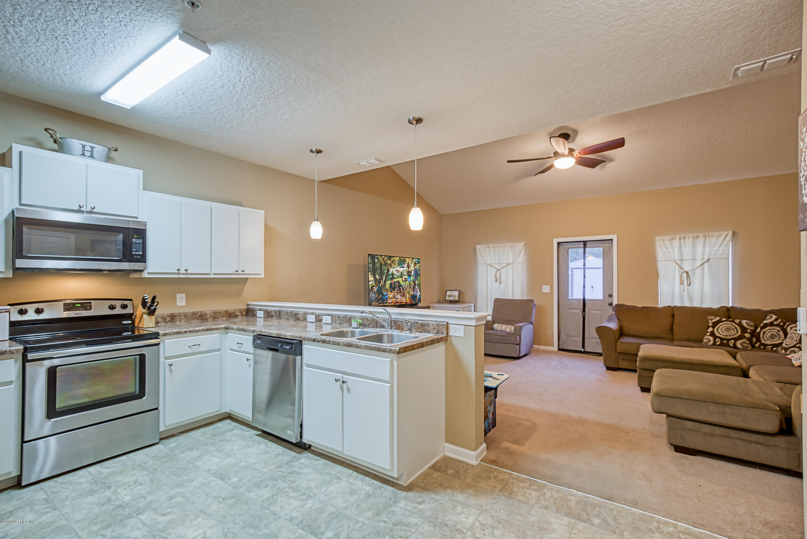 87245 Lents Road Yulee, FL 32097 - Photo 4 of 24 3