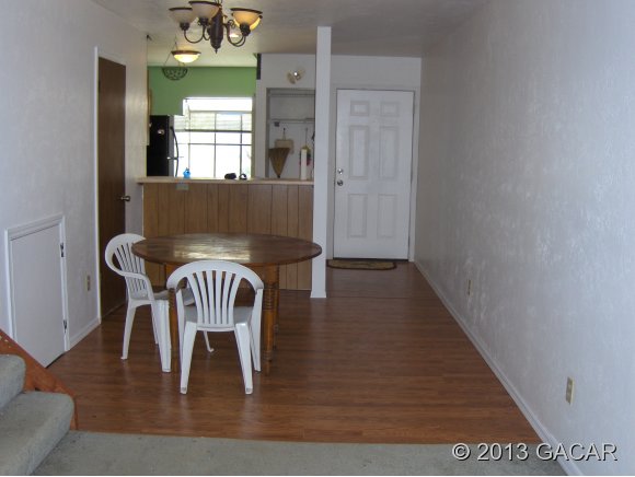 823 Southwest 60 Terrace Gainesville, FL 32607 - Photo 3 of 10 Gallery Image 3
