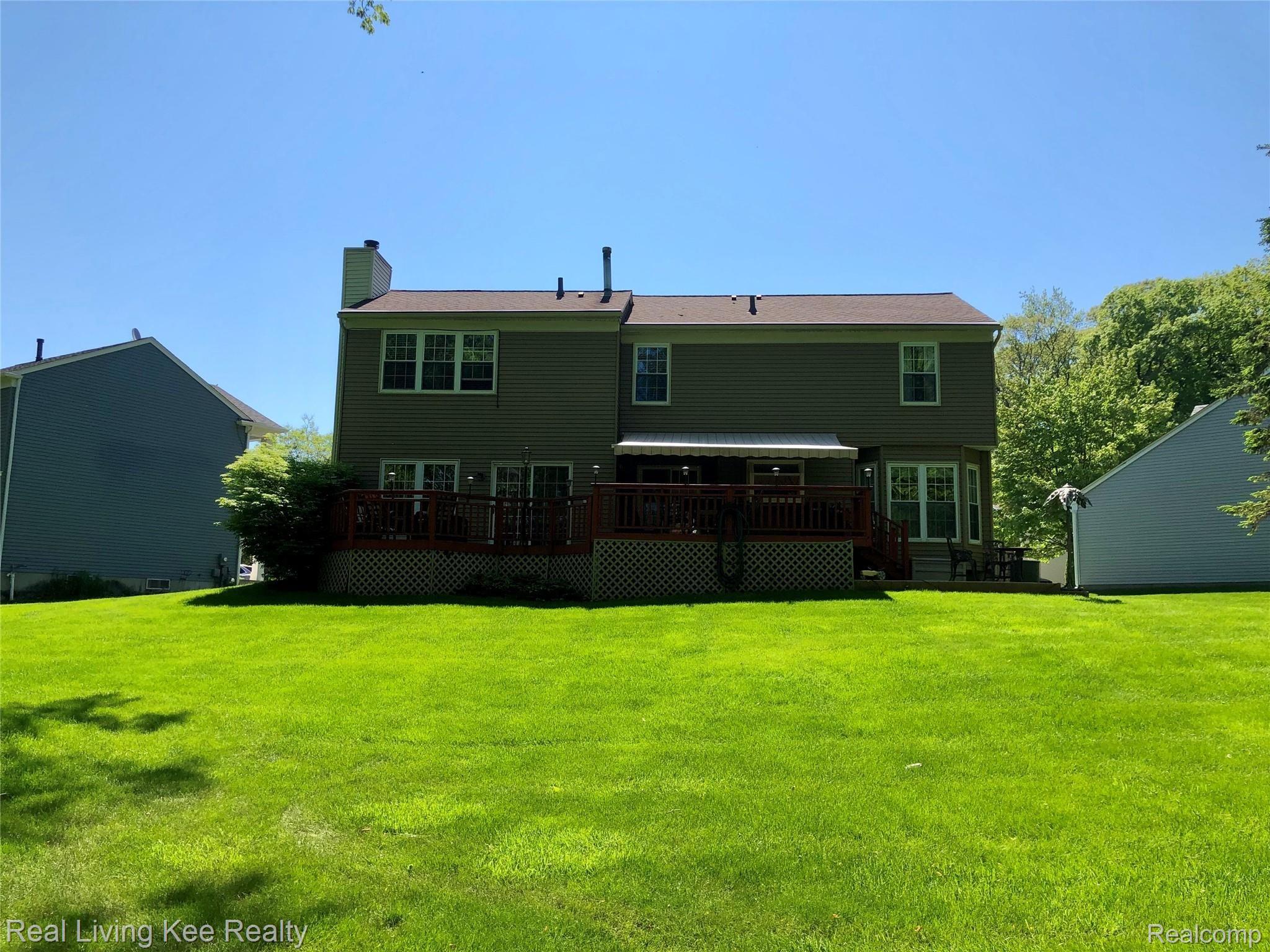 415 Ivy Wood Court Rochester, MI 48307 - Photo 23 of 23 IMG_4057.jpg