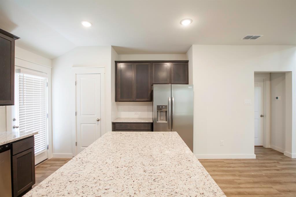 514 Weller Road McKinney, TX 75069 - Photo 14 of 39