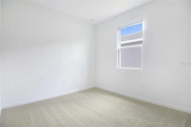 $304,170 | 811 Lake Dell Drive, Dundee, FL 33838