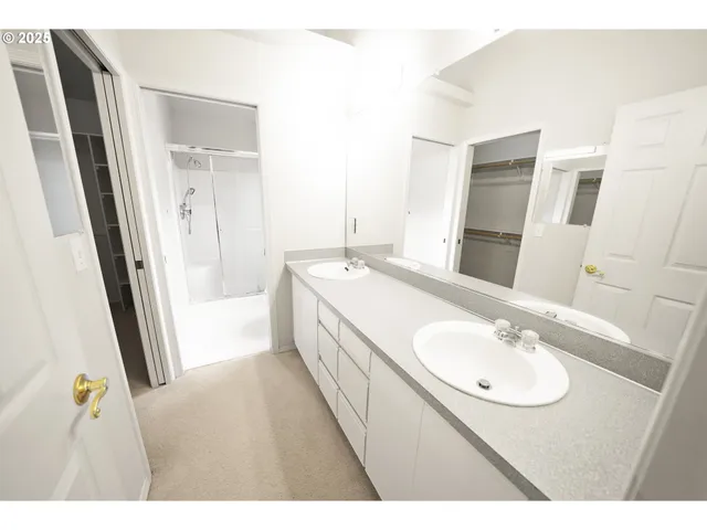 $579,500 | 16045 Southwest Red Clover Lane, Sherwood, OR 97140