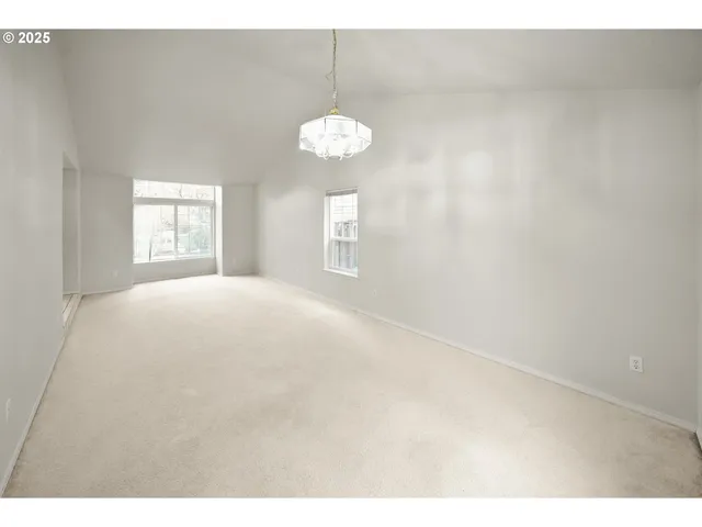 $579,500 | 16045 Southwest Red Clover Lane, Sherwood, OR 97140