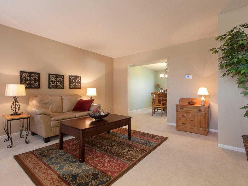 6539 Quail Run Fishers, IN 46038 - Photo 3 of 21 Gallery Image 3