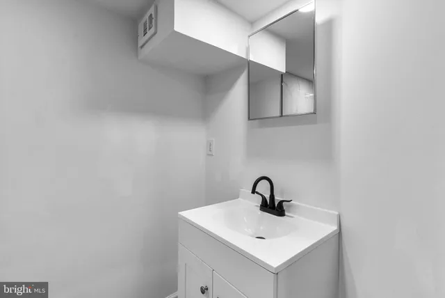 $429,900 | 4000 Lawrence Street, Brentwood, MD 20722