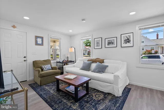 $429,900 | 4000 Lawrence Street, Brentwood, MD 20722