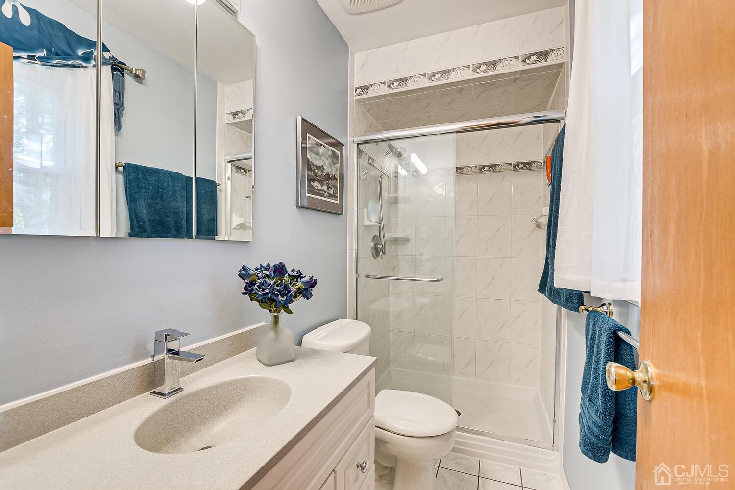 40 Buck Road East Brunswick, NJ 08816 - Photo 14 of 27 Gallery Image 14