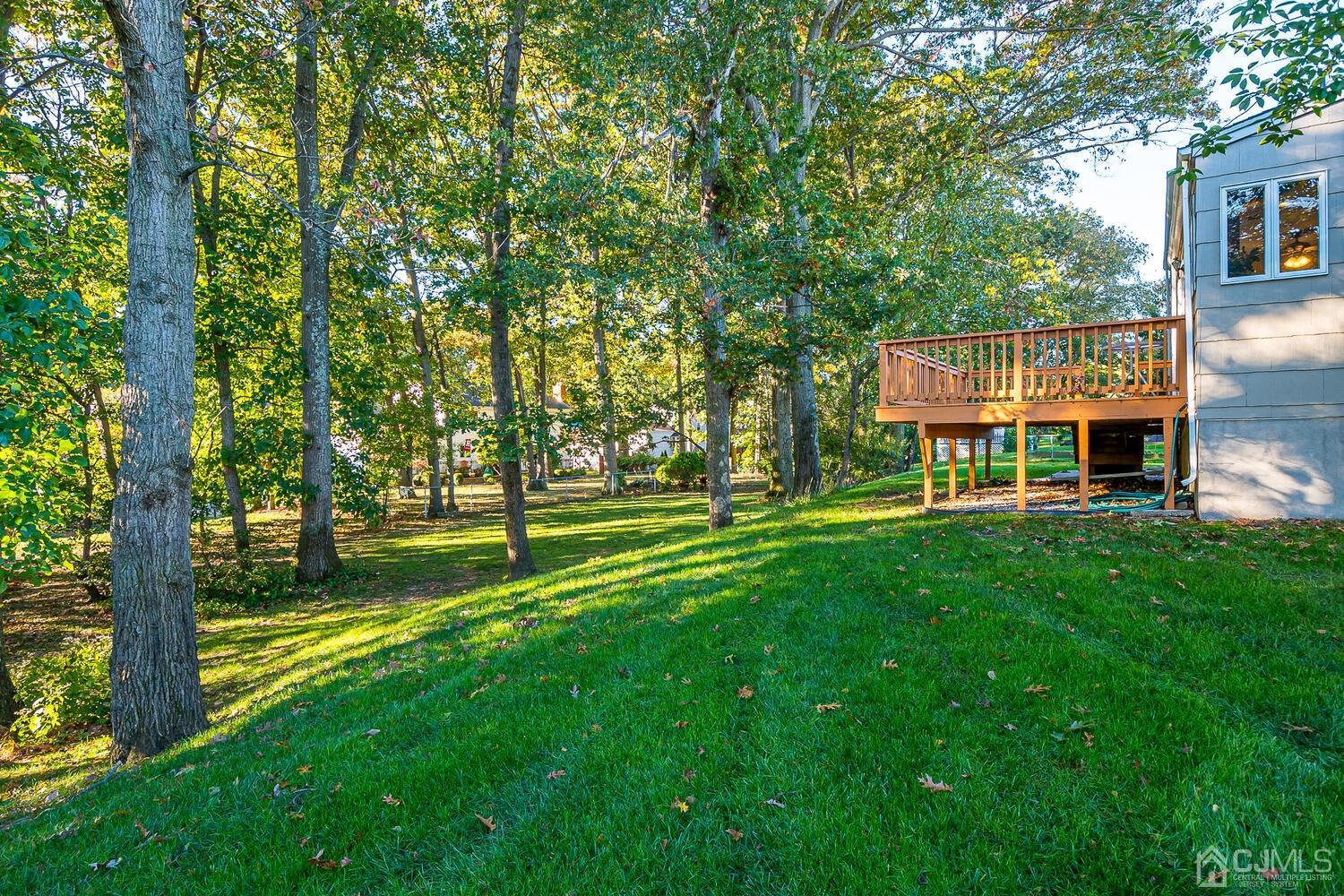 40 Buck Road East Brunswick, NJ 08816 - Photo 5 of 27 Gallery Image 5