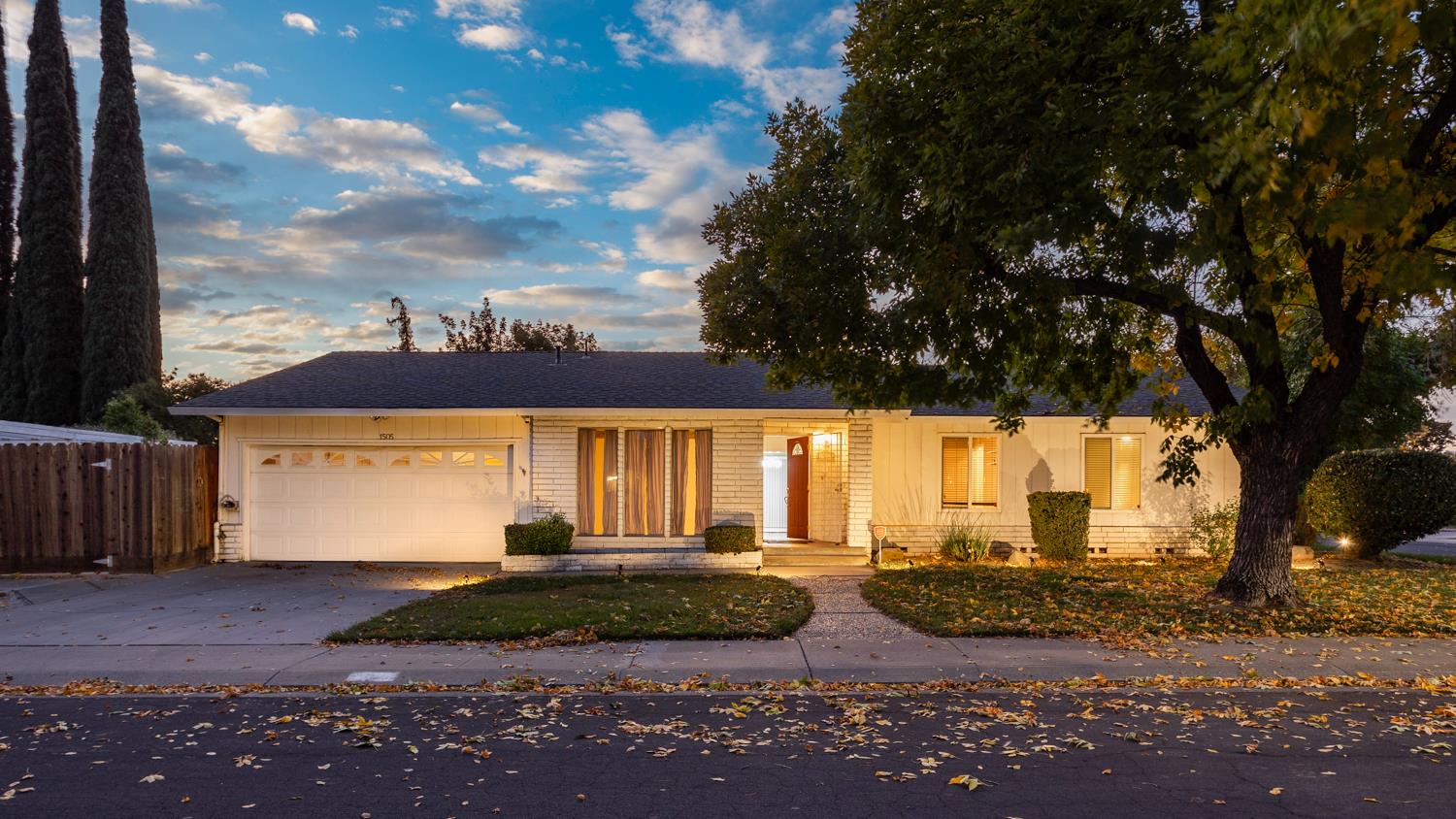 1505 Bandera Lane Modesto, CA 95355 - Photo 35 of 35 a view of a back yard