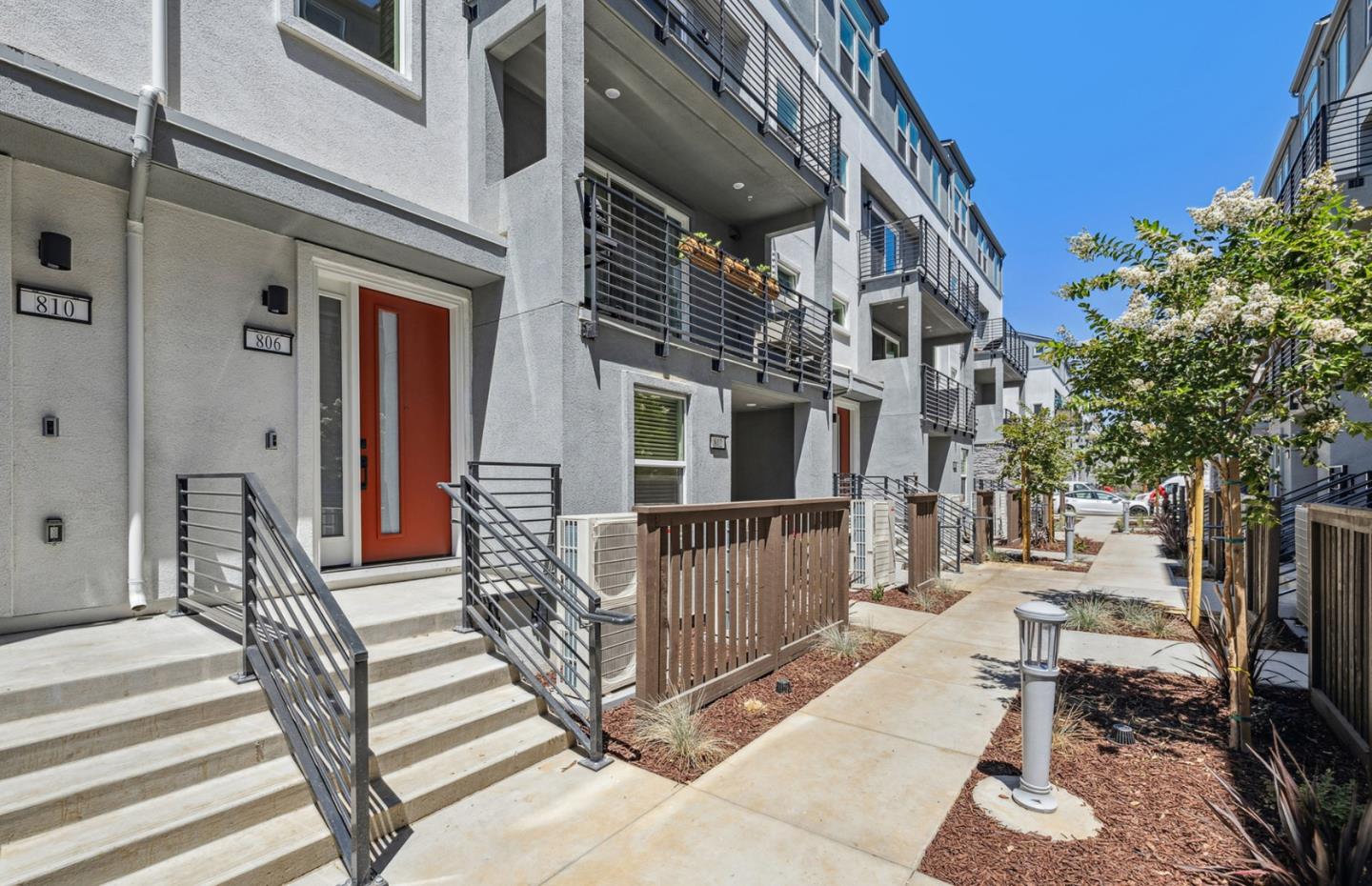806 Redberry Way San Jose, CA 95117 - Photo 3 of 49 a view of a house with backyard and sitting area
