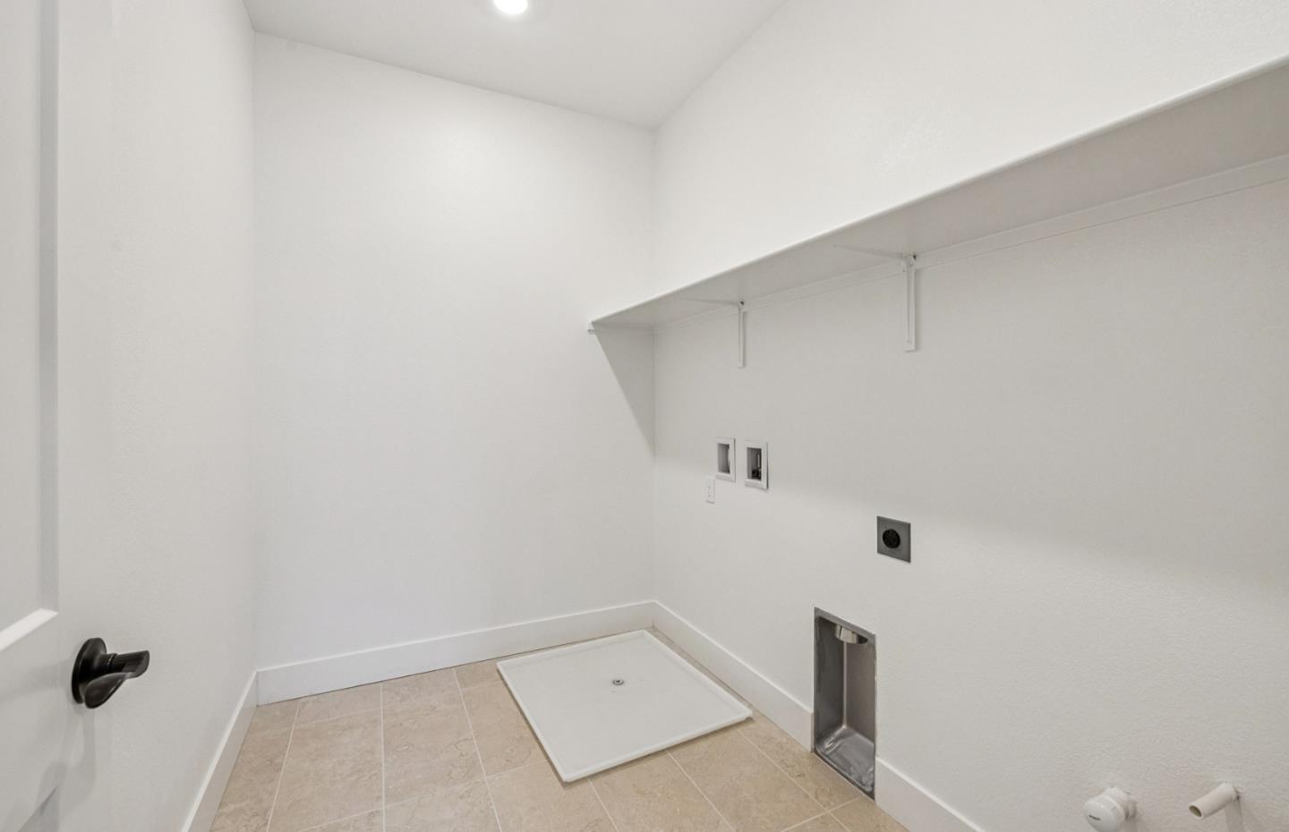 806 Redberry Way San Jose, CA 95117 - Photo 35 of 49 a view of an empty room