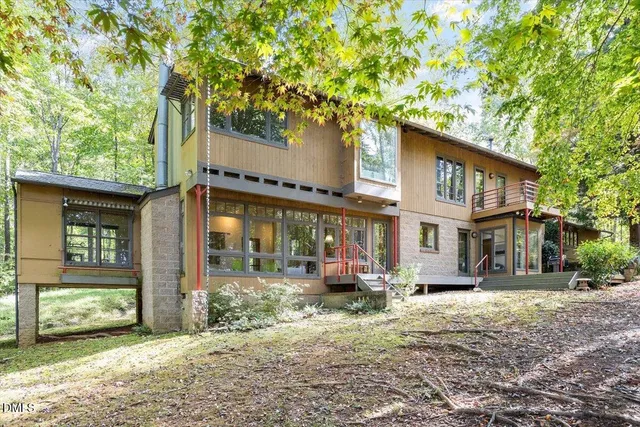 $999,999 | 4416 Arrowhead Trail, Hillsborough, NC 27278