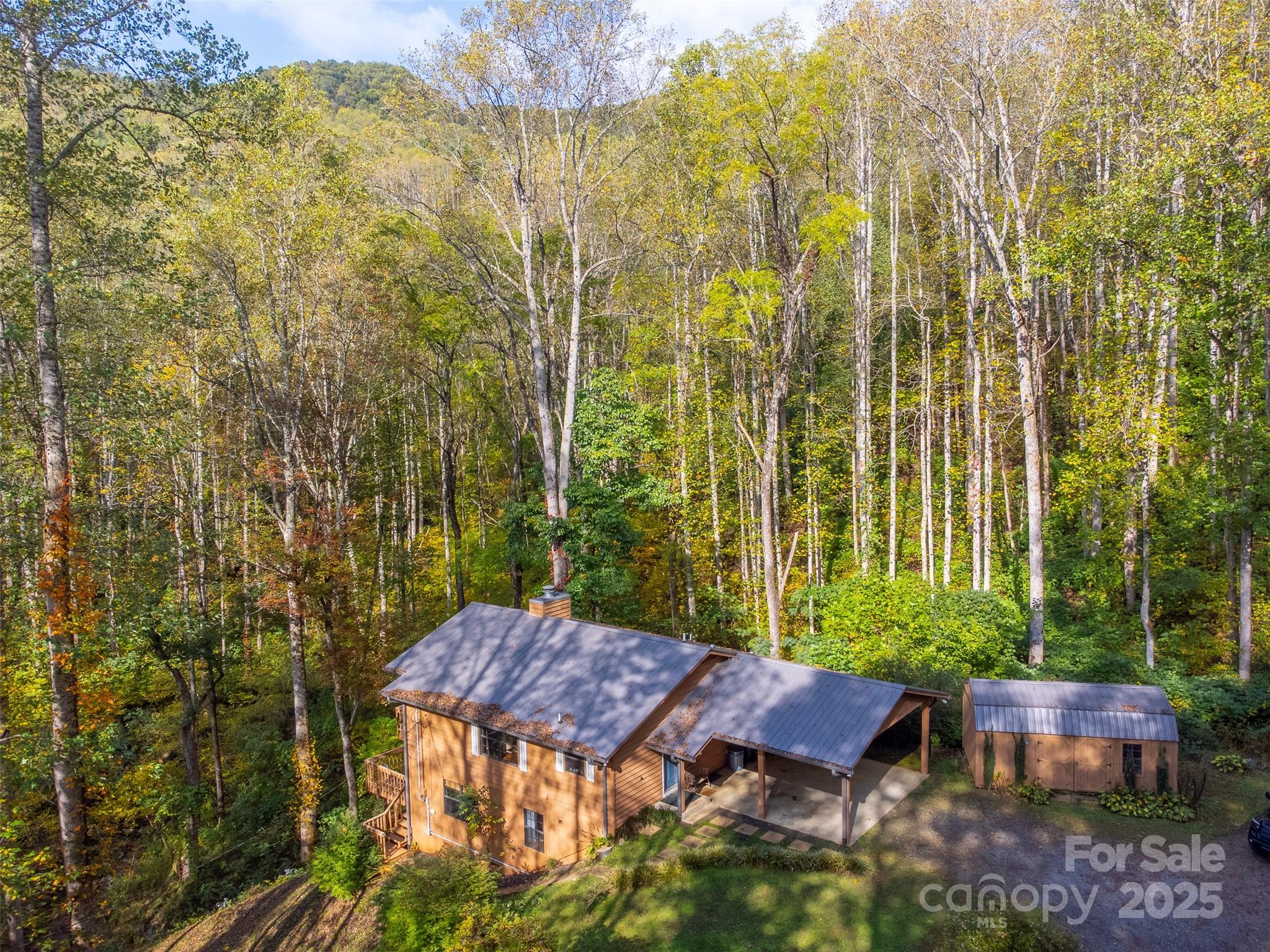125 Nugget Lane Sylva, NC 28779 - Photo 24 of 30 a view of an outdoor seating area