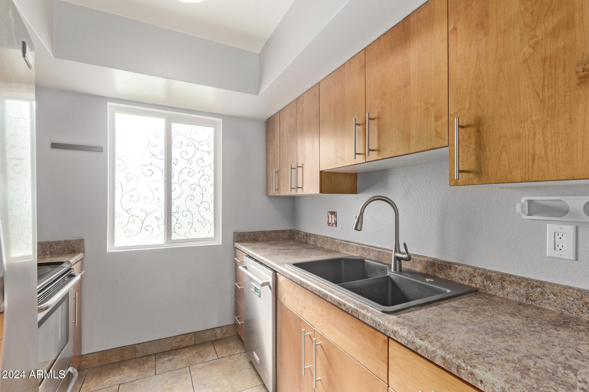 5301 West Hearn Road Glendale, AZ 85306 - Photo 16 of 34 16 Hearn 5301