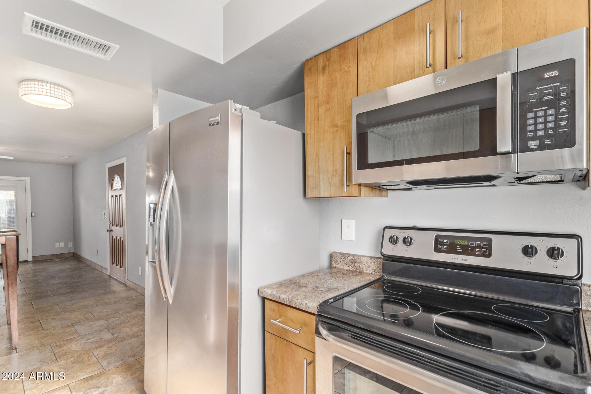 5301 West Hearn Road Glendale, AZ 85306 - Photo 18 of 34 18 Hearn 5301